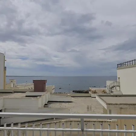 B&B Centrale 3* غالّيبولي