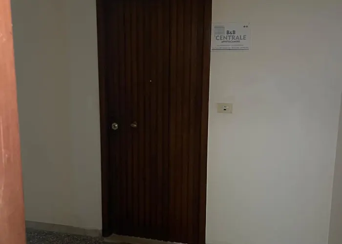 Bed & Breakfast B&B Centrale 3*